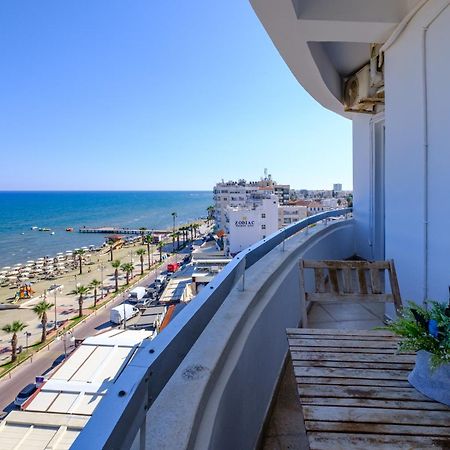 Lazuli Sea View Beachfront- Ap 61 Lárnaca Exterior foto