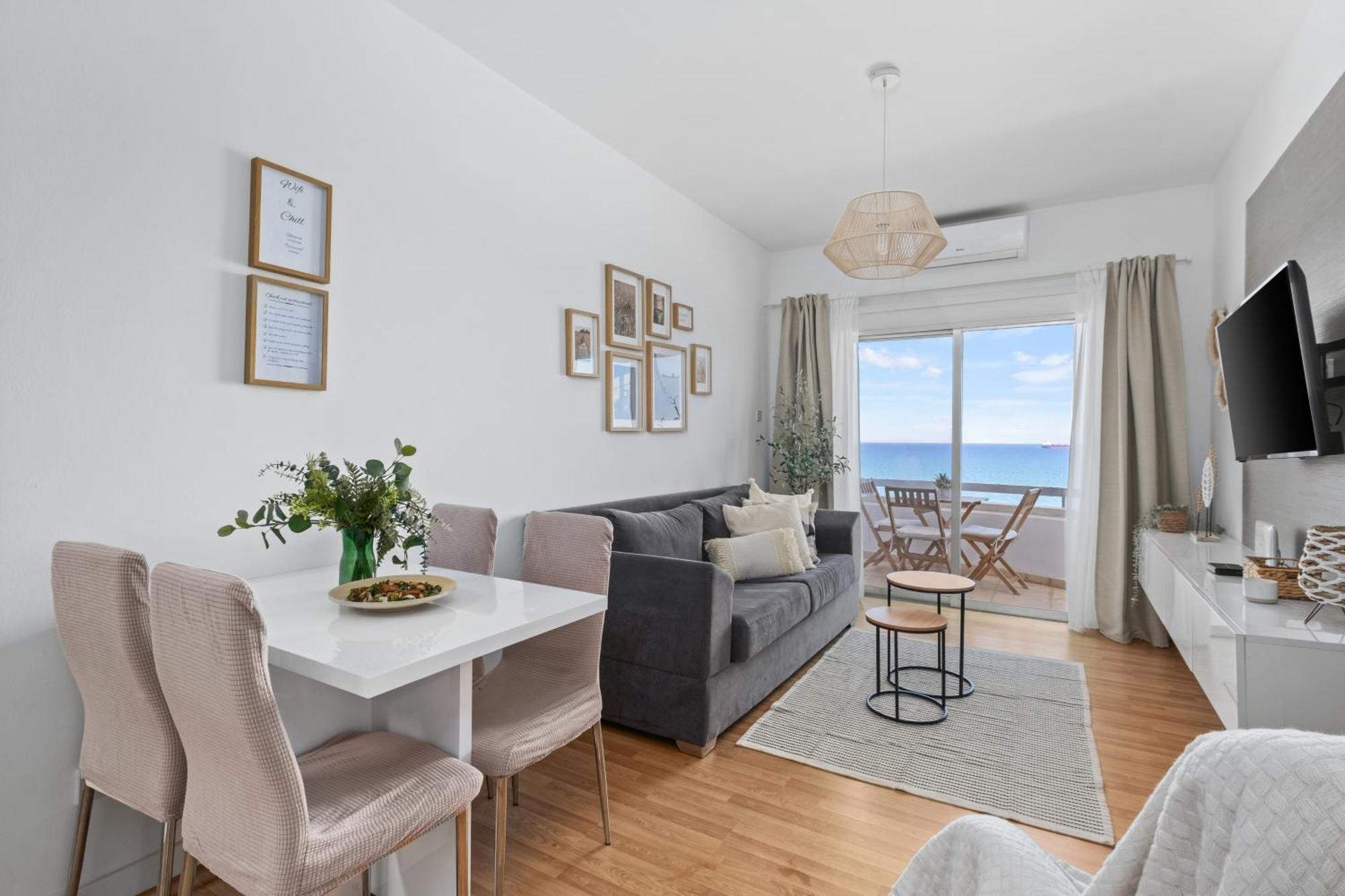 Lazuli Sea View Beachfront- Ap 61 Lárnaca Exterior foto